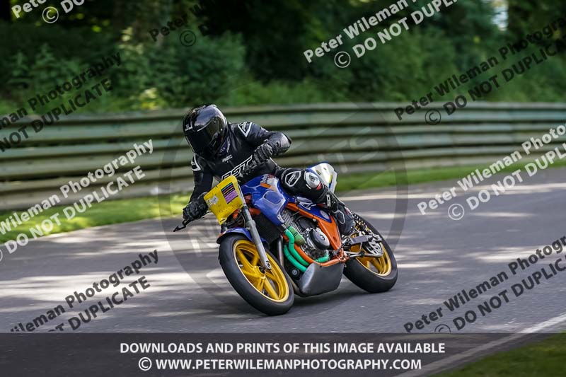 cadwell no limits trackday;cadwell park;cadwell park photographs;cadwell trackday photographs;enduro digital images;event digital images;eventdigitalimages;no limits trackdays;peter wileman photography;racing digital images;trackday digital images;trackday photos